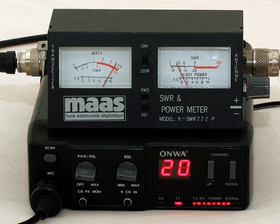 SWR/Power-Meter | Bild: Wikipedia, User Gophi, CC BY-SA 4.0